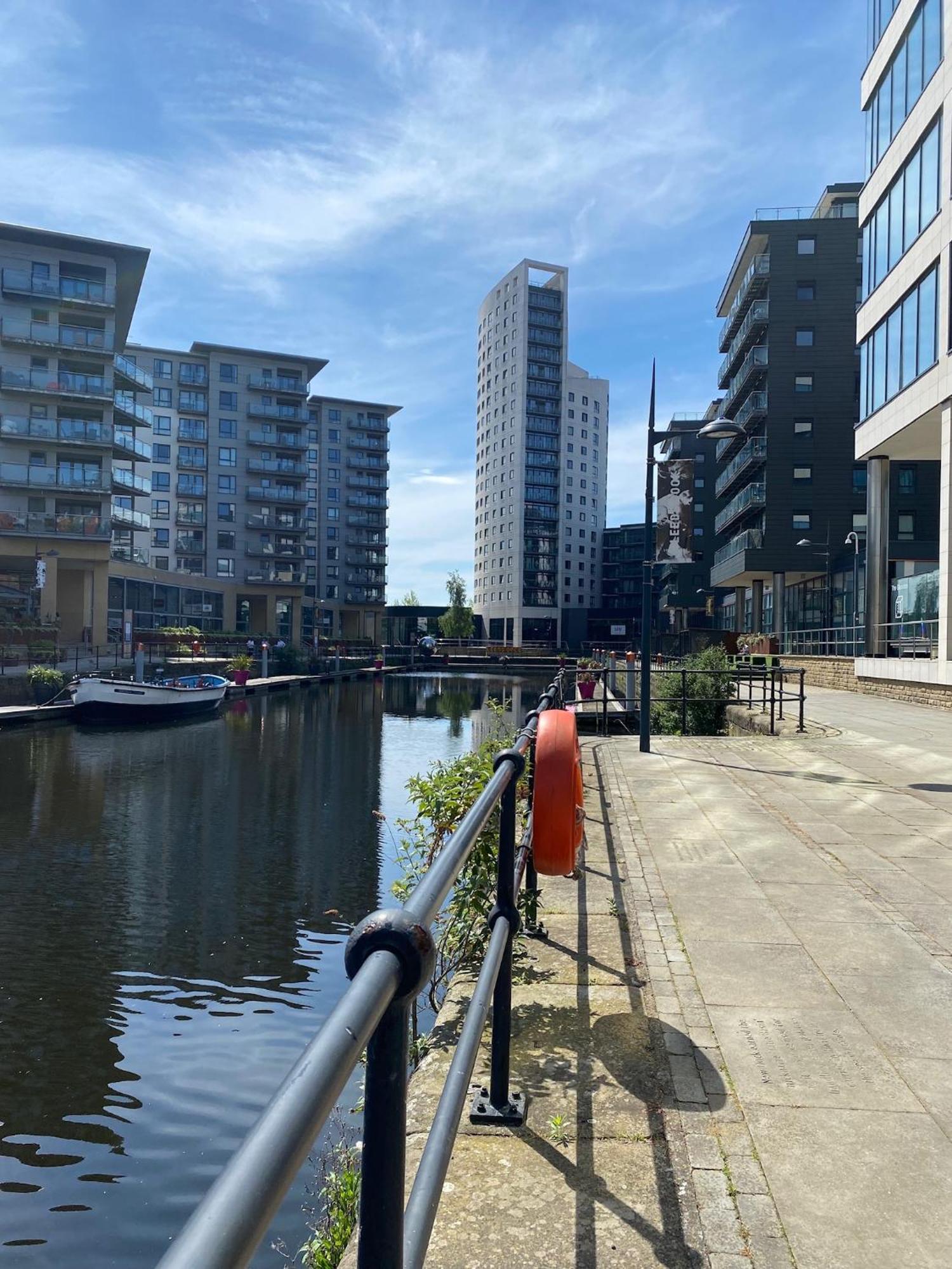 Leeds Dock Apartment Екстер'єр фото